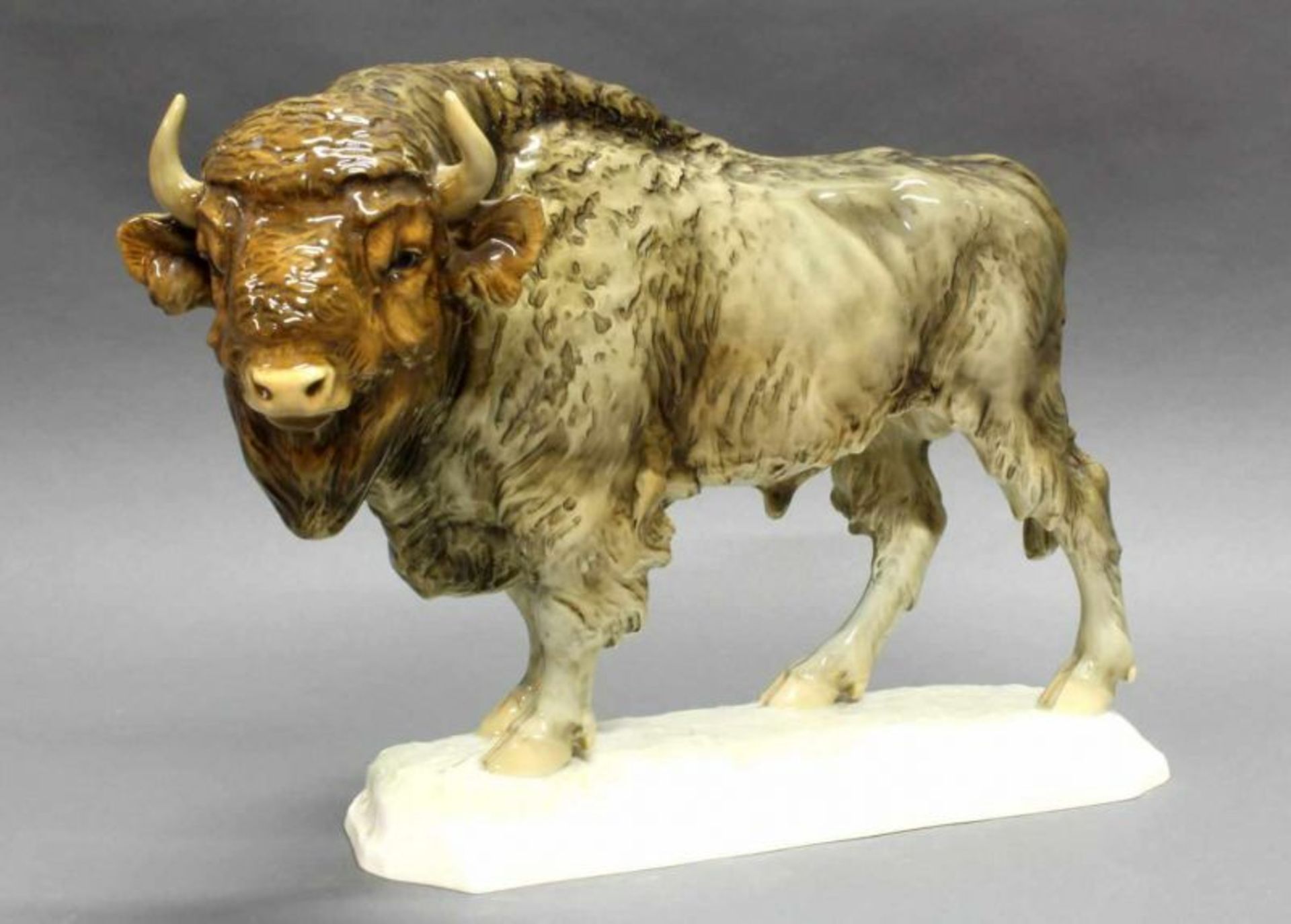 Porzellanfigur, "Bison", Hutschenreuther, Selb, Germany, Kunstabteilung, polychrom, Modellentwurf