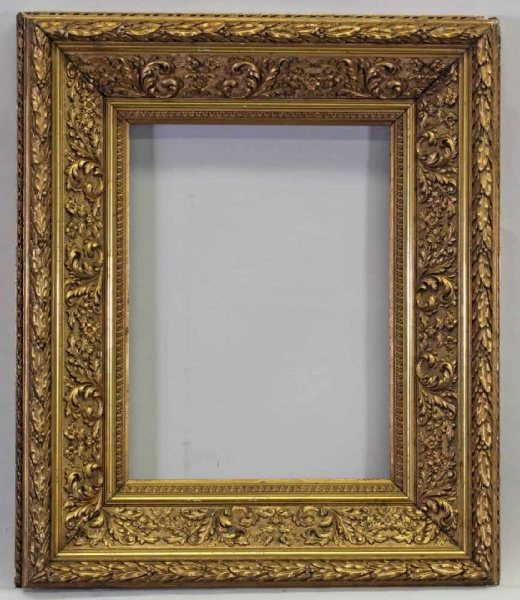 Rahmen, goldfarben gefasst, Innenmaß 28.5 x 37.5 cm, Außenmaß 47 x 56 cm 20.00 % buyer's premium