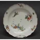 Teller, Meissen, Schwertermarke, um 1735-1740, Chi'lin-Dekor, fliegender Hund, bunt, brauner Rand, ø