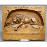 Holzrelief, "Helvetiorum Fidei ...", nach Thorvaldsen, 29 x 36 cm, bezeichnet Studio C. Pfyffer,