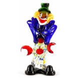 Kl. Figur Farbiges Glas, Murano, 20.Jh. Stilisierte, stehende Figur eines Clowns. Gebrauchsspuren,