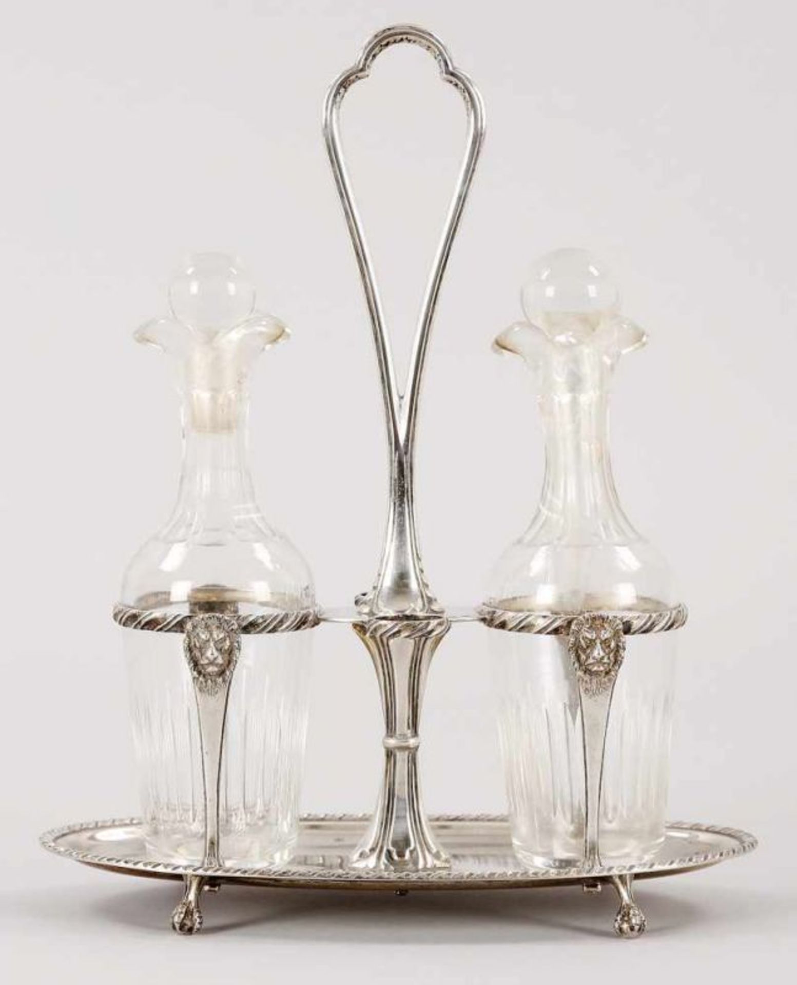 Kl. Empire-Menage 800er Silber/Glas, um 1900/20 Auf 4 Klauenfüßen der ovale Stand m. hoher,