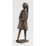 Lüdicke, Marianne (Frankfurt am Main 1919 - 2012 in Marquartstein) Figur "Denkende", Bronze gegossen