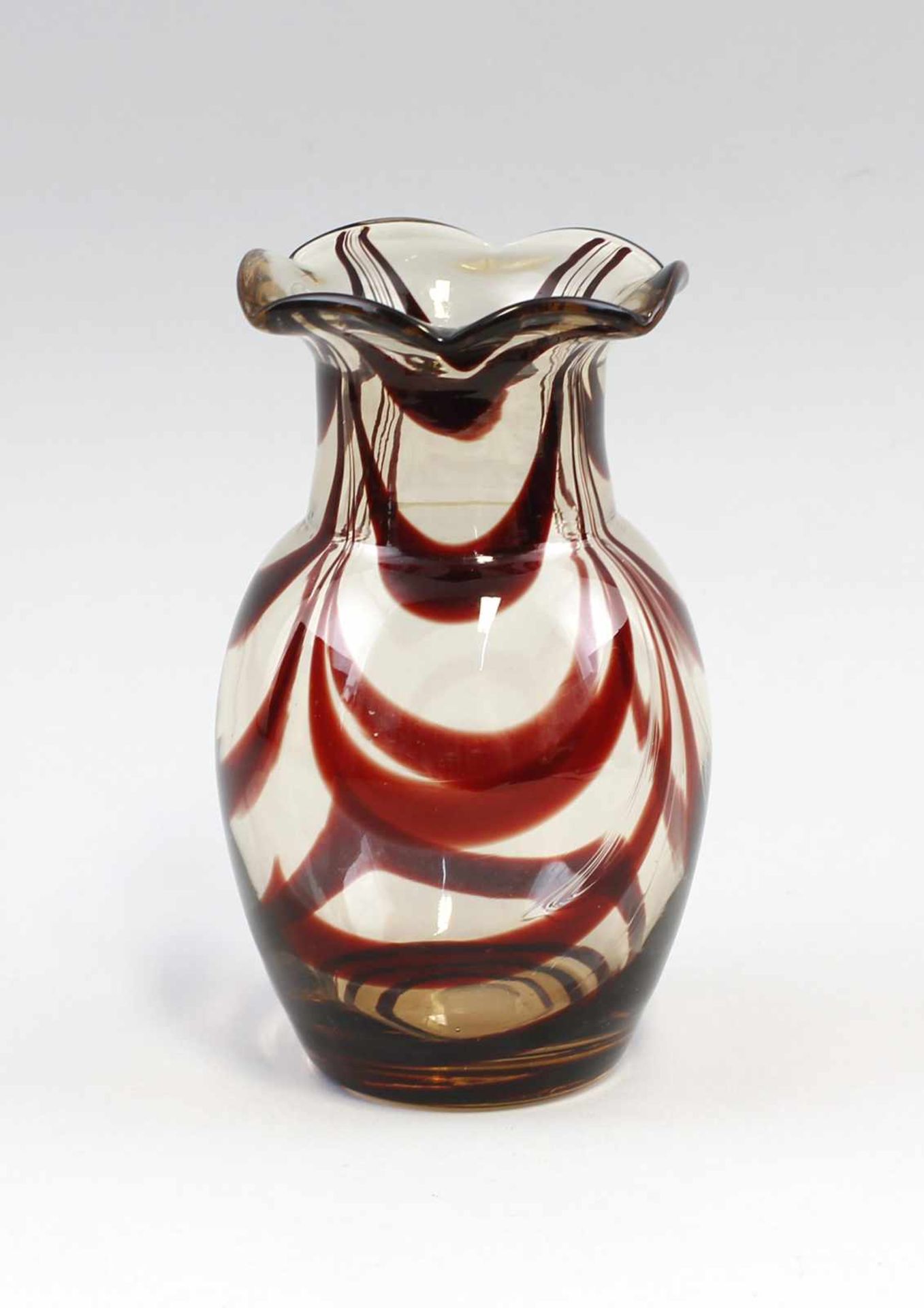 Vase Art déco: Tiroler Glashütte Kramsach, um 1920, farbl. Glas formgeblasen, eingeschmolzene