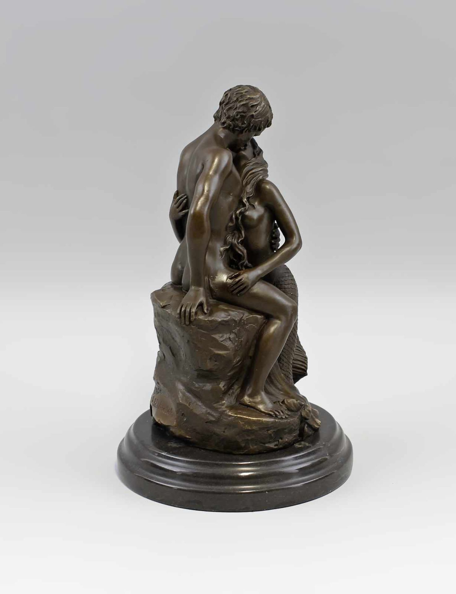 Aldo Vitaleh, Bronze Küssende Mann und Meerjungfrau. Bronze, brüniert, sign. "Aldo Vitaleh", - Bild 2 aus 4