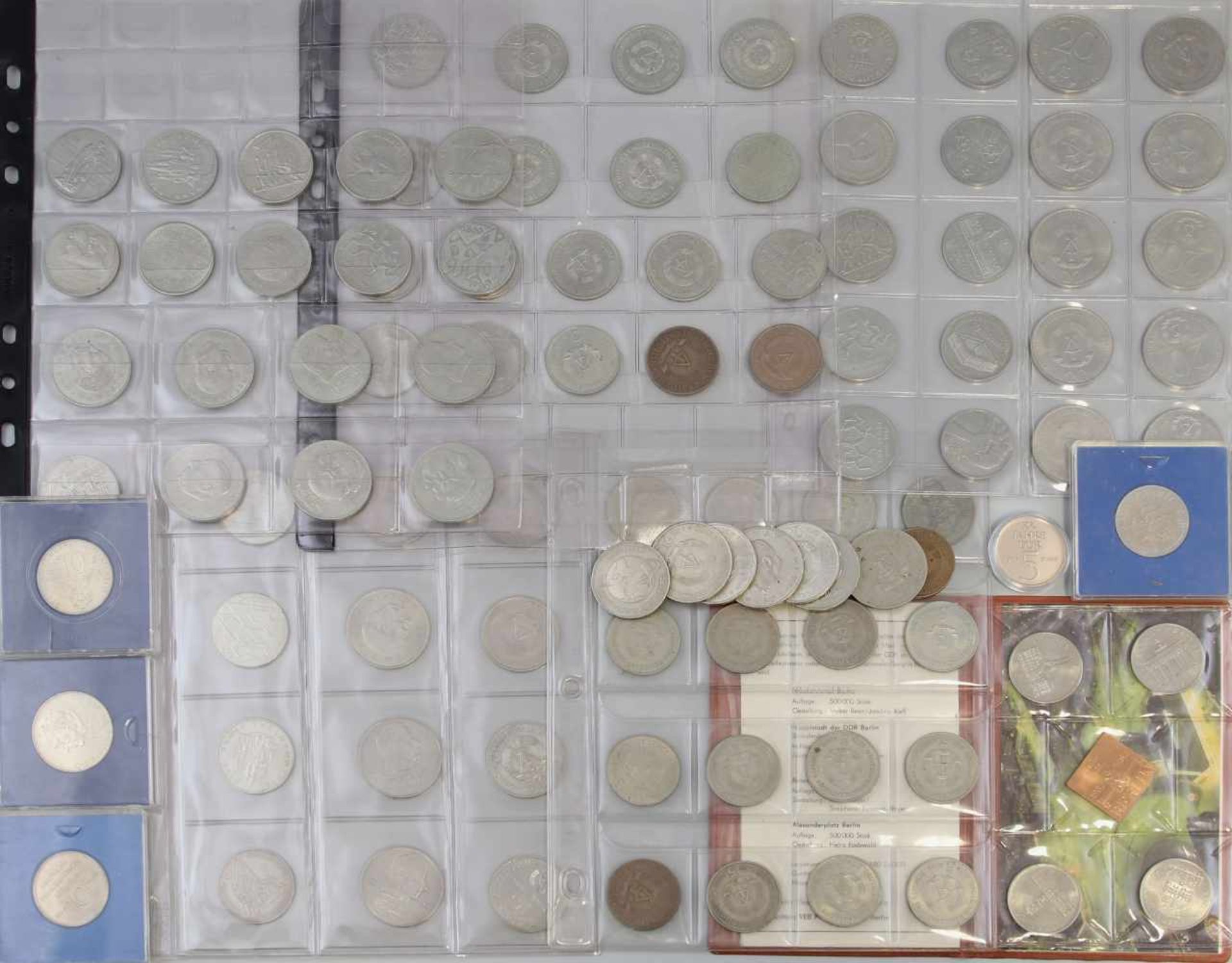Konvolut DDR Münzen ca. 100 Stück, 5 - 20 Mark, Zustand bfr.