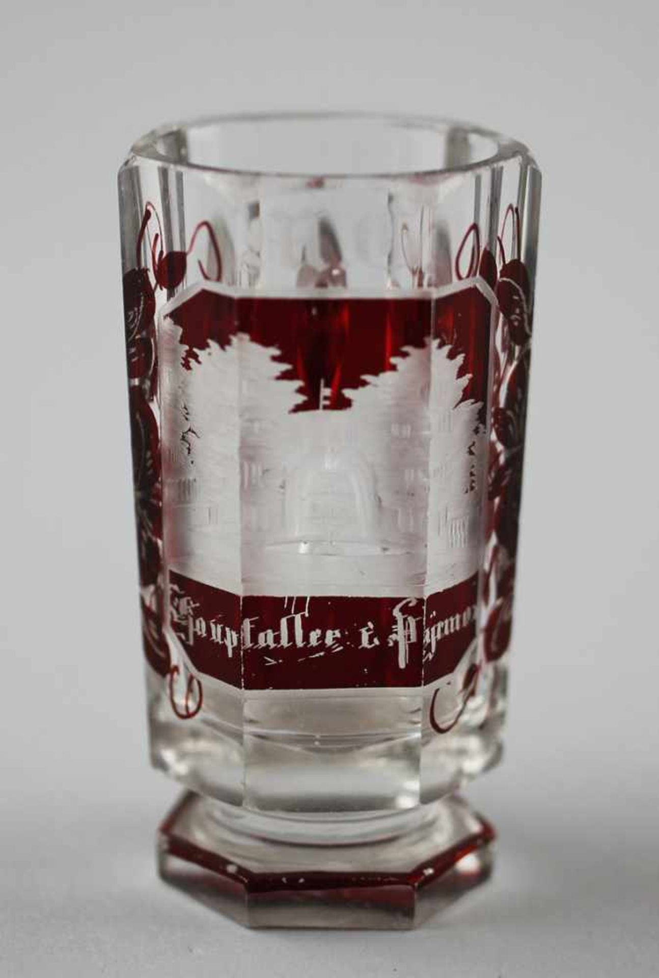 Rotes Bäderglas :. um 1900, farbloses Glas, passig beschliffen, auf abgesetztem Stand, - Bild 2 aus 2