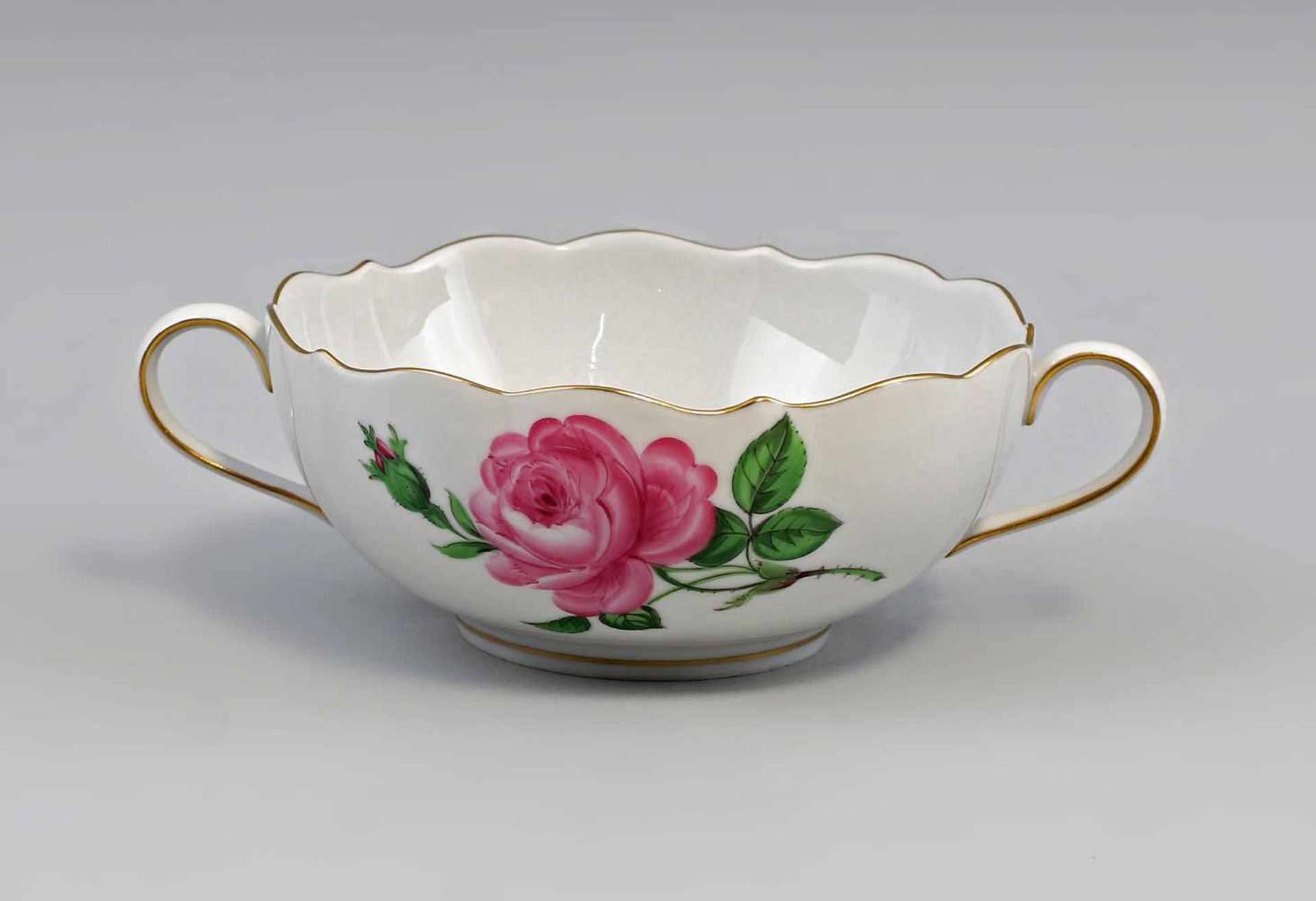 Suppentasse Meissen Rose unterglasurblaue Schwertermarke Meissen, nach 1934, ohne Durchschliffe,