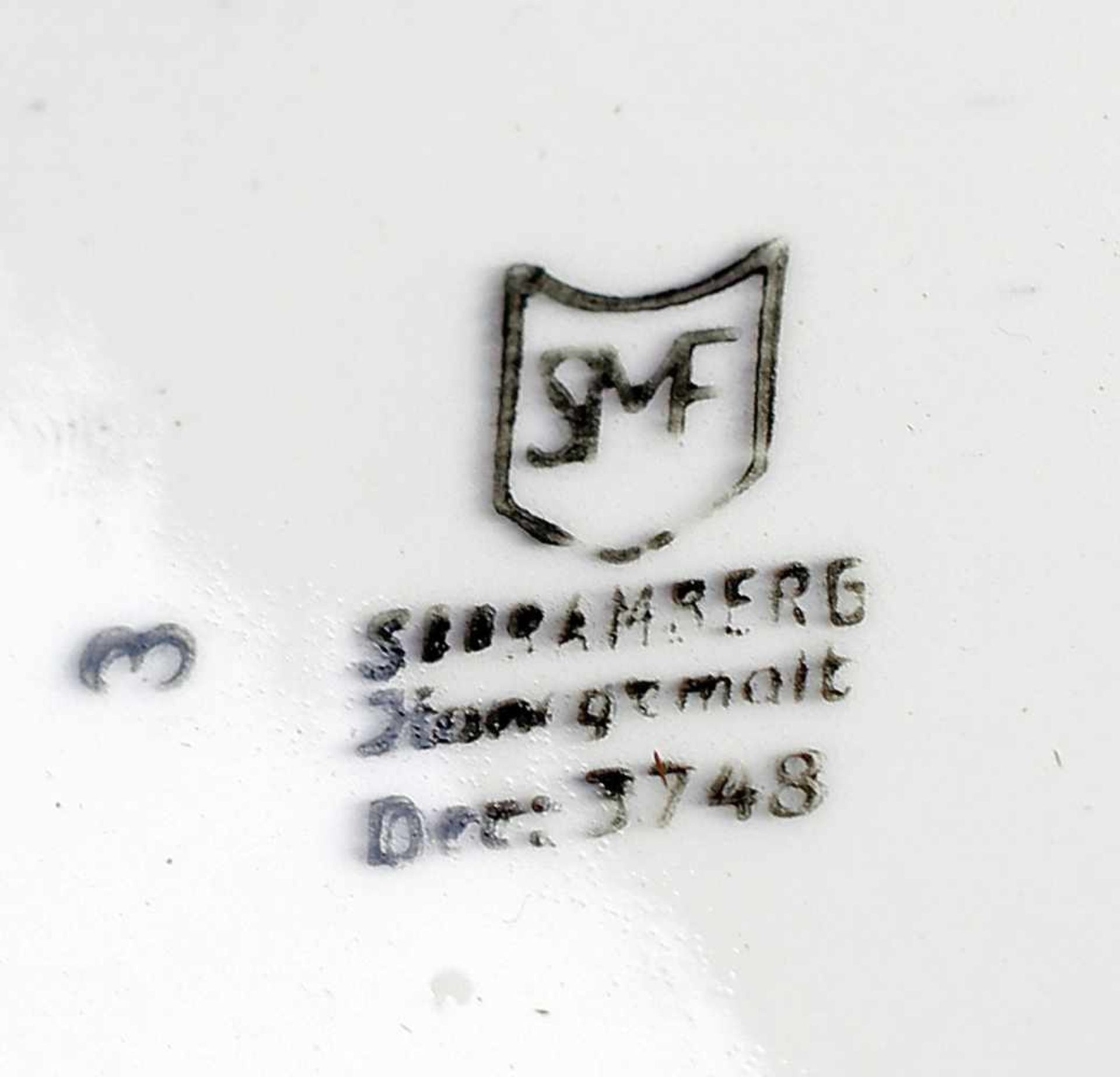 Henkelschale Schramberg. um 1930, gemarkt SMF, Schramberger Majolika Fabrik, Dekor-Nr. 3748, Entwurf - Bild 2 aus 2