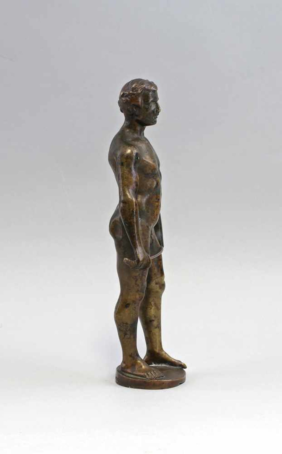 Schwatenberg, Stehender Fechter Bronze massiv, mit altersbedingter Patina, Abguss nach Spiro - Bild 4 aus 5