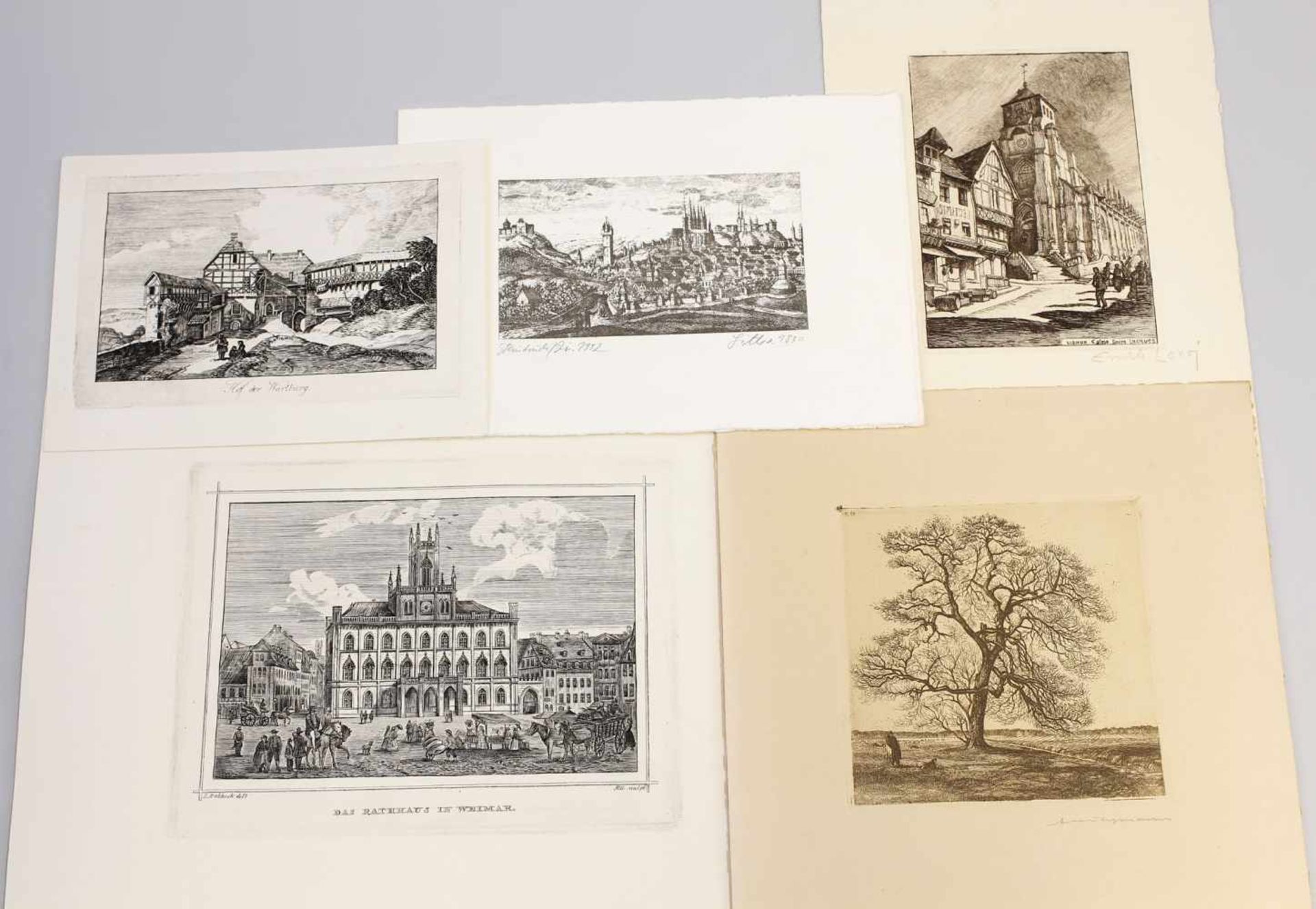 Konvolut Ansichten und Landschaften 5 Blätter, dabei Stahlstich "Das Rathaus in Weimar" nach einer