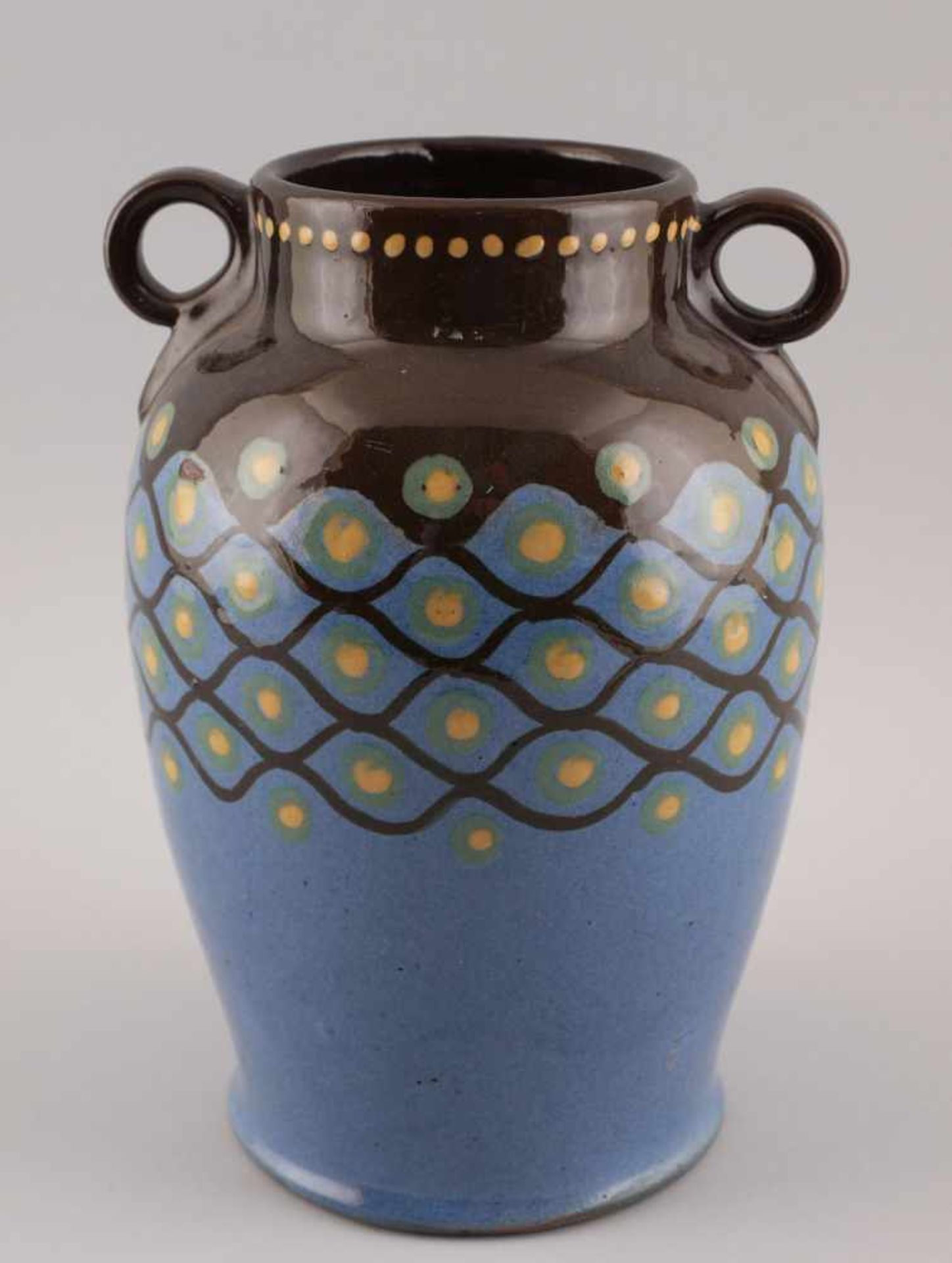 Bäuerliche Vase Jugendstil : undeutl. gemarkt, um 1900, bauchige Form, eingezogener Hals seitlich