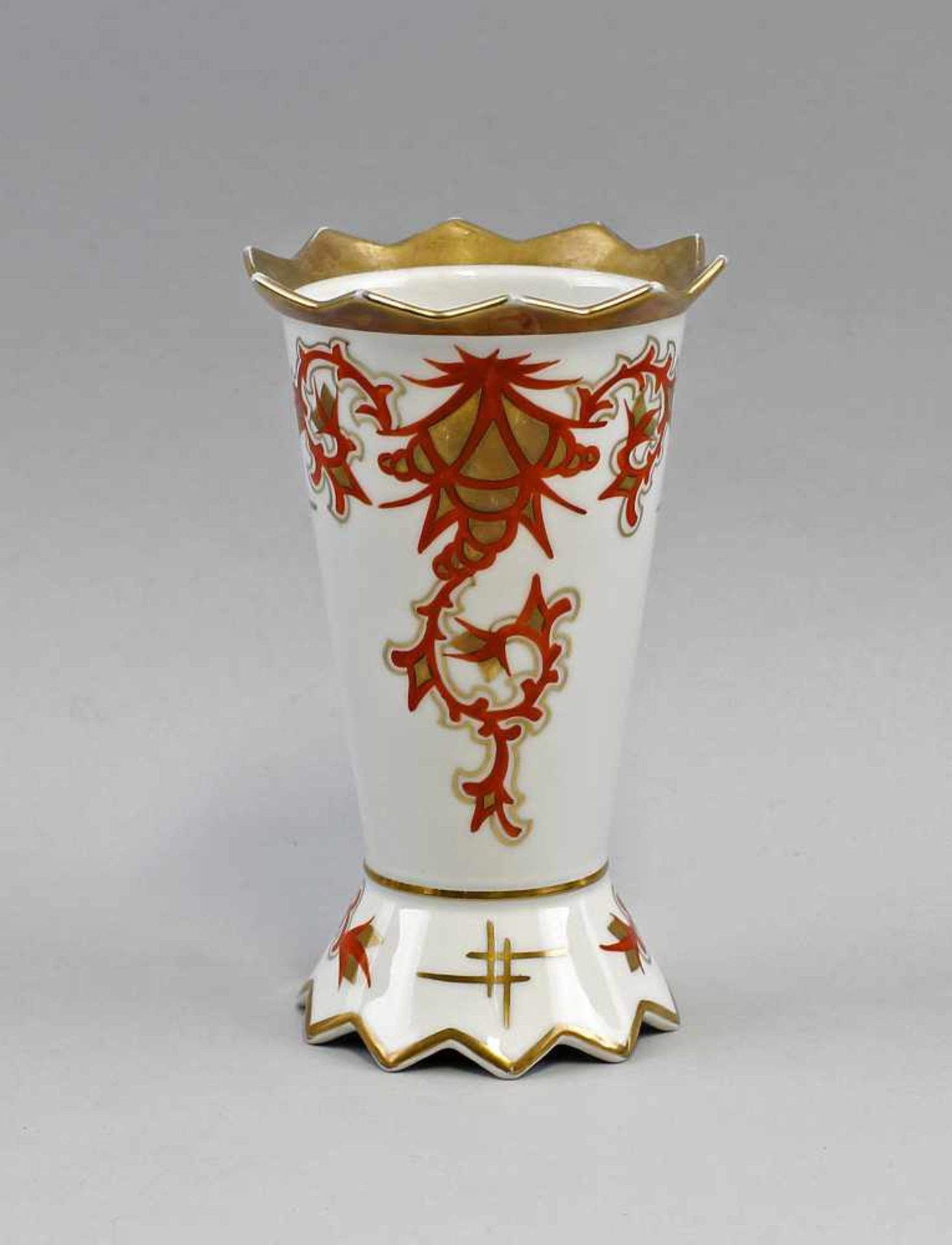 Vase Art déco:. gemarkt Bavaria Ullersricht-Weiden, Bayern, um 1920, konische Form auf