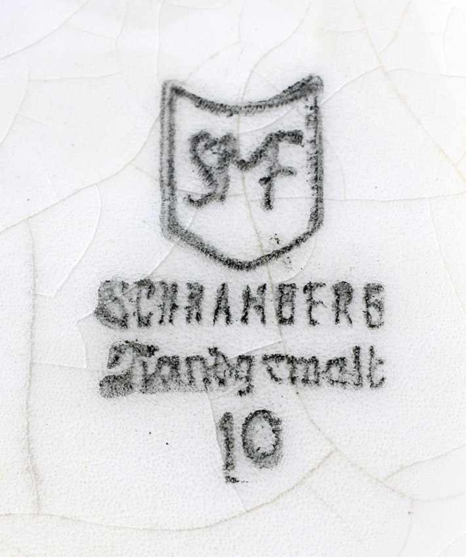 Vase Schramberg Schwarzwaldhaus. nach 1918, gemarkt SMF, Schramberger Majolika Fabrik, bez. " - Bild 2 aus 2