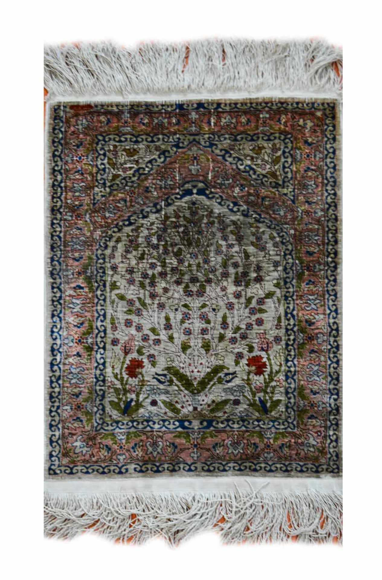 Paar Orientteppiche Hereke, Persien, Seide auf Seide, 85 cm x 51 cm und 86 cm x 45,5 cm, - Bild 2 aus 2