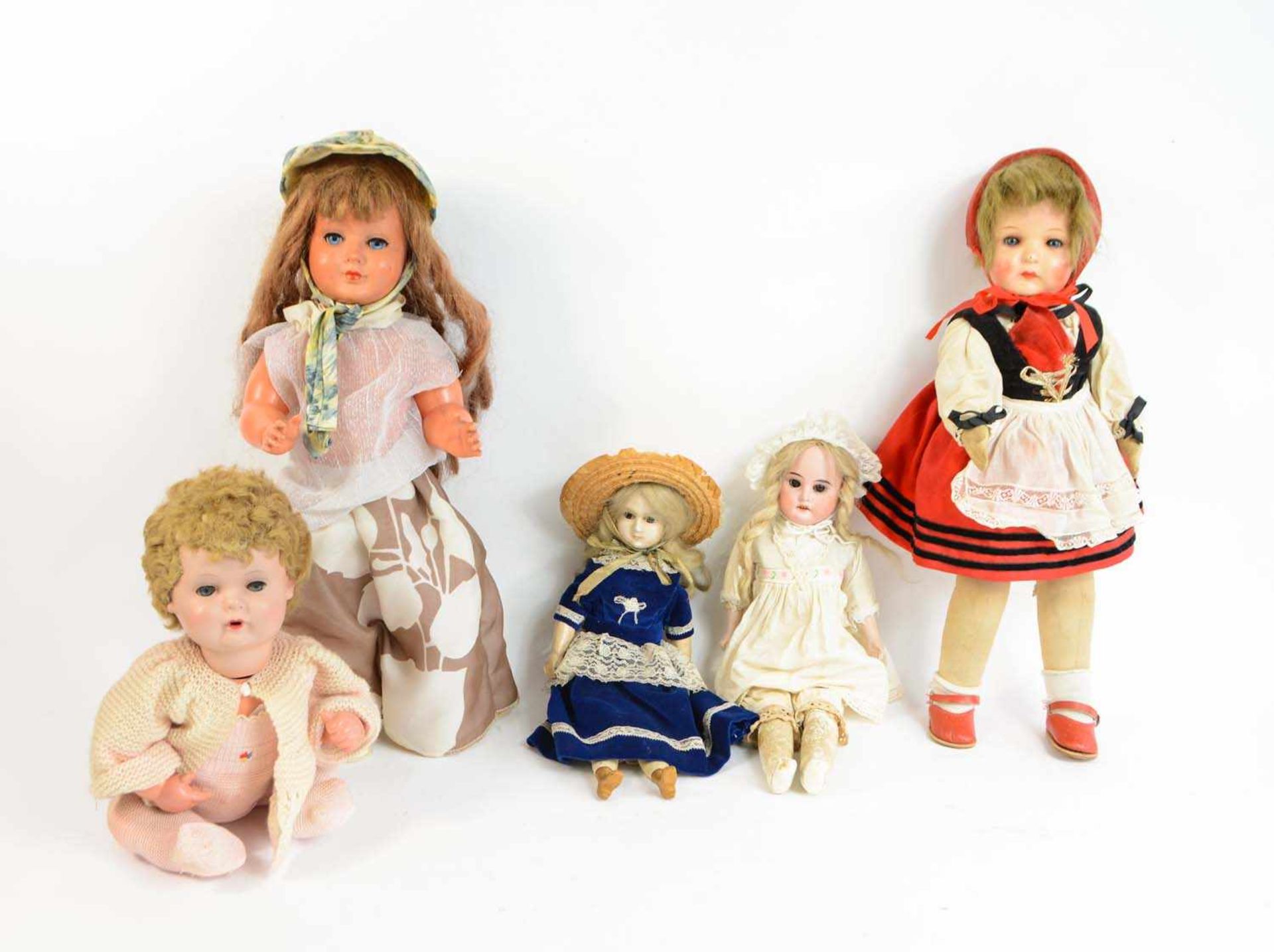 Puppen-Konvolut 5-tlg., u.a. Armand Marseille, Martha Maar Mönchröden und Schildkröt, 2 Puppen um