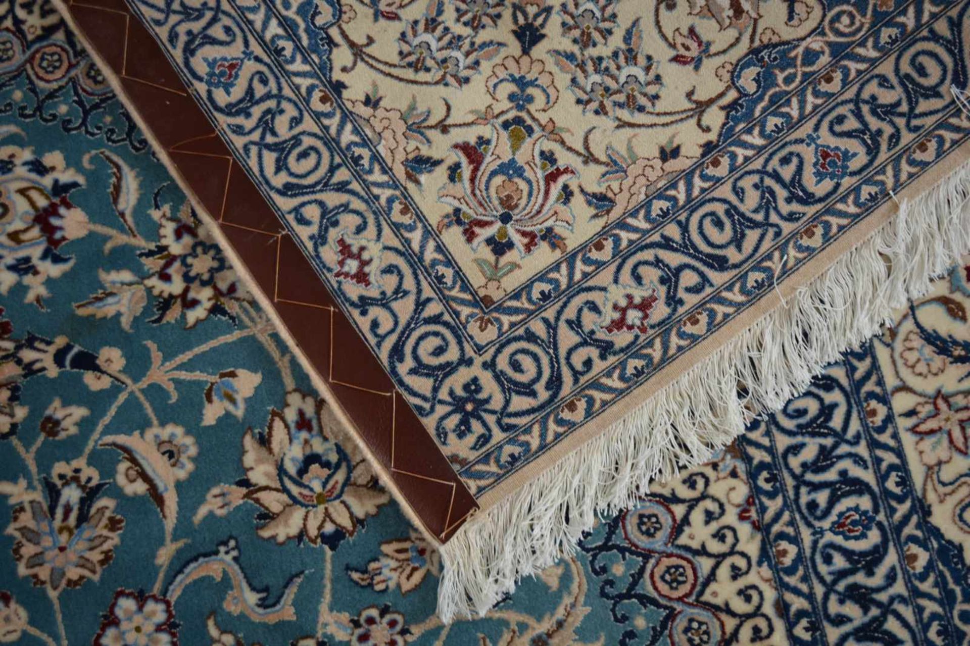Nain Persien, Wolle auf Wolle, 345 cm x 220 cm, partiell fleckig, Teppich wurde 2017 gereinigt - Bild 3 aus 3