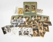 Großes Konvolut erotischer Fotografien und Fotopostkarten Mehr als 575-tlg., erotische