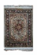 Paar Orientteppiche Hereke, Persien, Seide auf Seide, 85 cm x 51 cm und 86 cm x 45,5 cm,