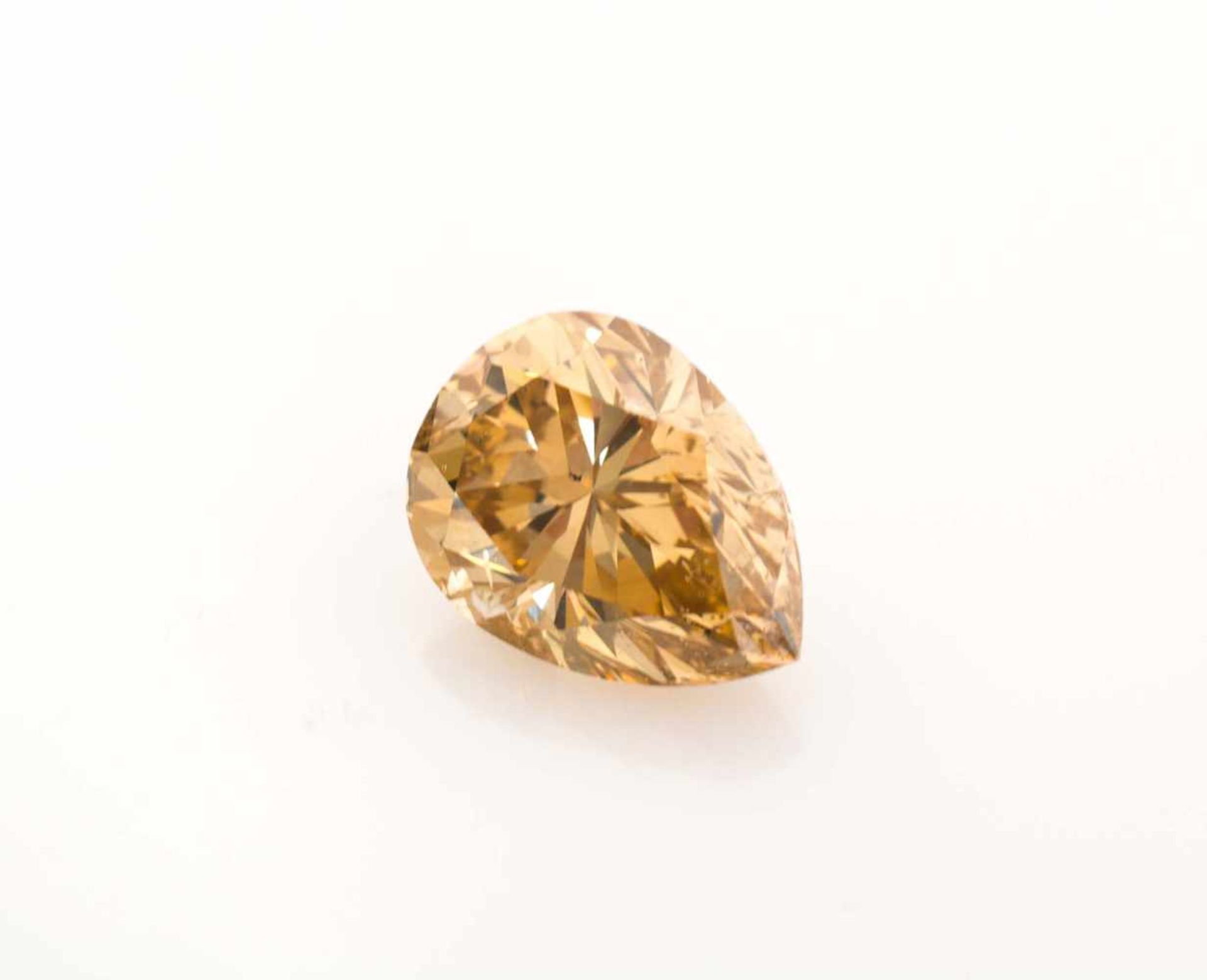 Diamant im Pear-Cut 10,40 ct, si2/fancy intense yellowisch brown, natural color, Proportionen gut,