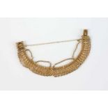 Damenarmband im historischen Stil 585 Roségold, Ösen aus Messing, Länge 19 cm, Gewicht ca. 18,8 g,