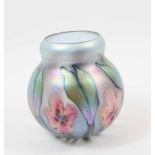Charles Lotton (1935 USA) Multi Flower, 1990, bauchige Overlay-Glasvase mit konvex gewölbtem Hals,