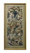Japanische Seidenstickerei Gartenmotiv mit Geisha, 20. Jh., 48,5 cm x 17 cm Passepartoutinnenmaß,