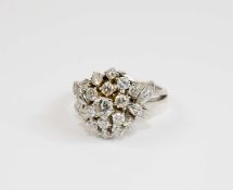 Damenring 585 Weißgold, besetzt mit 21 Brillanten, gesamt ca. 0,95 ct, Ringdurchmesser 16,5 mm,