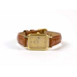 Omega Damenarmbanduhr, Handaufzug, Gehäuse 750 Gelbgold, Durchmesser 18 mm, Armband Leder,