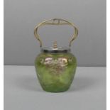 JUGENDSTIL - BONBONIÈRE / BISKUITDOSE, Glas mit Metallmonturen, um 1900, wohl Palme & König, Teplitz