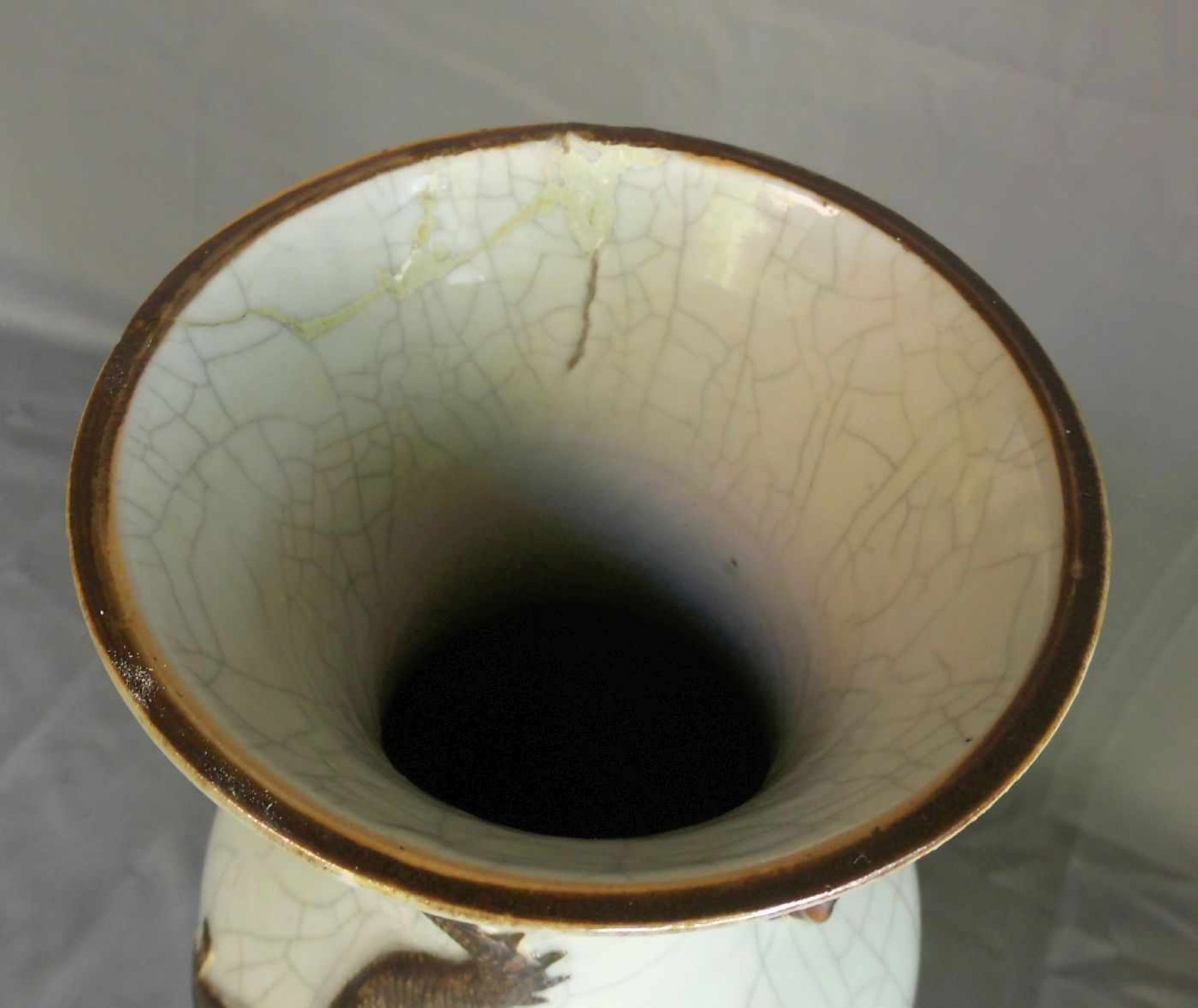 GROSSE VASE / DRACHENVASE / vase, Porzellan, China, Marke wohl "Chenghua Nian Zhi". Heller - Bild 4 aus 6