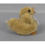 STOFFTIER / fluffy toy "Ente", Schildkröt / Deutschland, mit Brust- und Manufakturetikett.