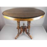 TISCH / BEISTELLTISCH / table, Nussbaum, um 1900. Ovale Platte mit ebonisiertem Profilrand,