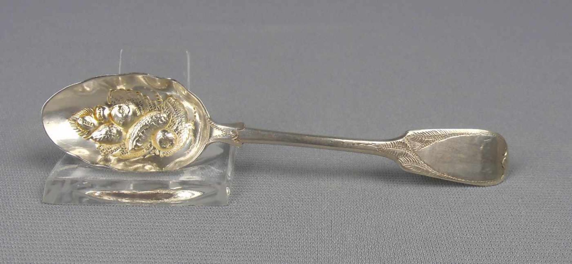 LÖFFEL sog. "BERRY SPOON"/ BEEREN-LÖFFEL, Sterlingsilber (925er Silber, 17,05 g), England /