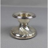 KERZENSTÄNDER / TISCHLEUCHTER/ candlestick, 835er Silber, deutsch, gemarkt mit Halbmond, Krone und