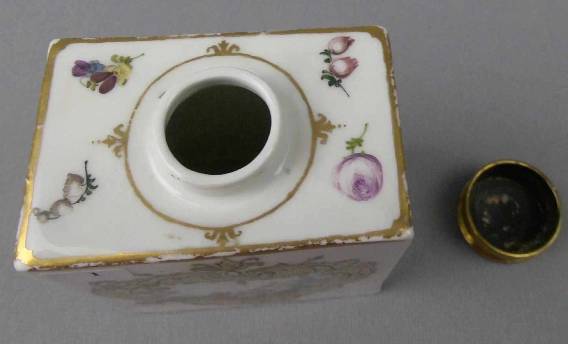 TEEDOSE / tea caddy, Porzellan, Manufaktur Meissen, um 1730, erste Wahl. Rechteckiger Korpus mit - Bild 8 aus 9