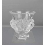 LALIQUE - VASE "DAMPIERRE" / glass vase, Kristallglas, partiell satiniert, unter dem Stand mit