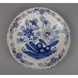 GROSSER TELLER / big delftware plate, Delfter Fayence / Keramik, ungemarkt, staffiert mit