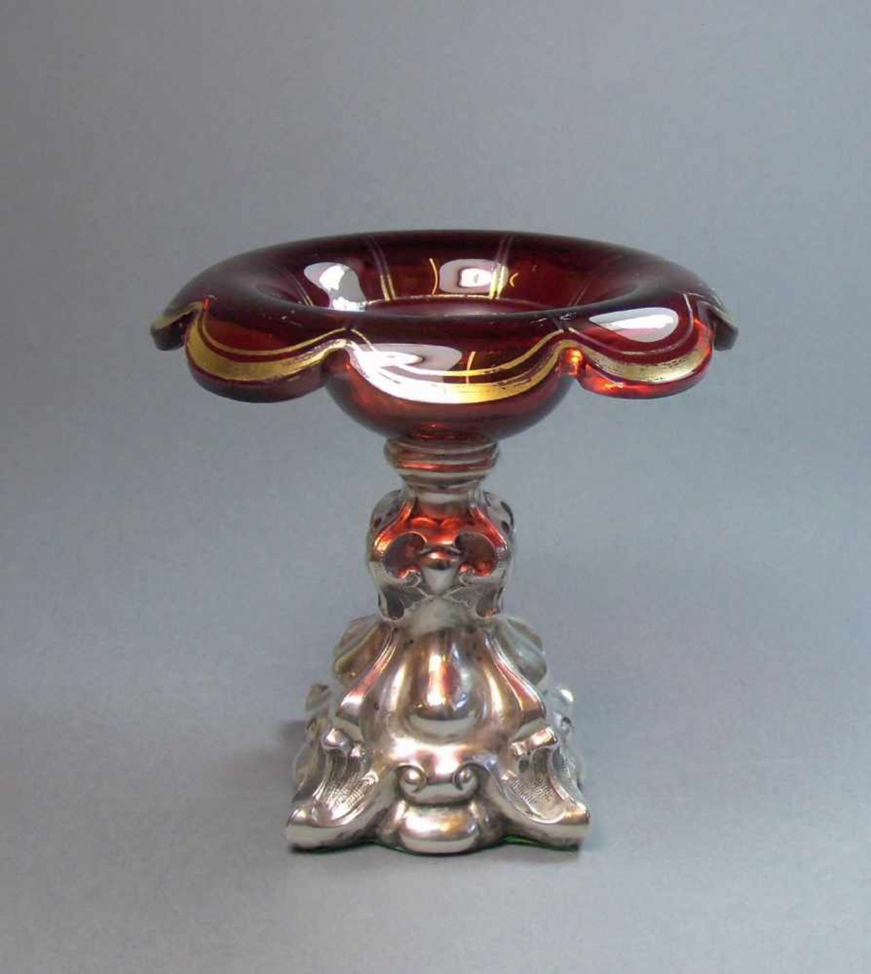 KLEINE FUSSSCHALE / small bowl on a silver stand, Silber (Säure getestet) und Glas, 2. H. 19. Jh.;