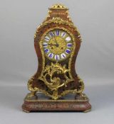 BOULLE - UHR / PENDULE IN BOULLETECHNIK, Frankreich, um 1870, Werk gemarkt "Potonie & Co. à