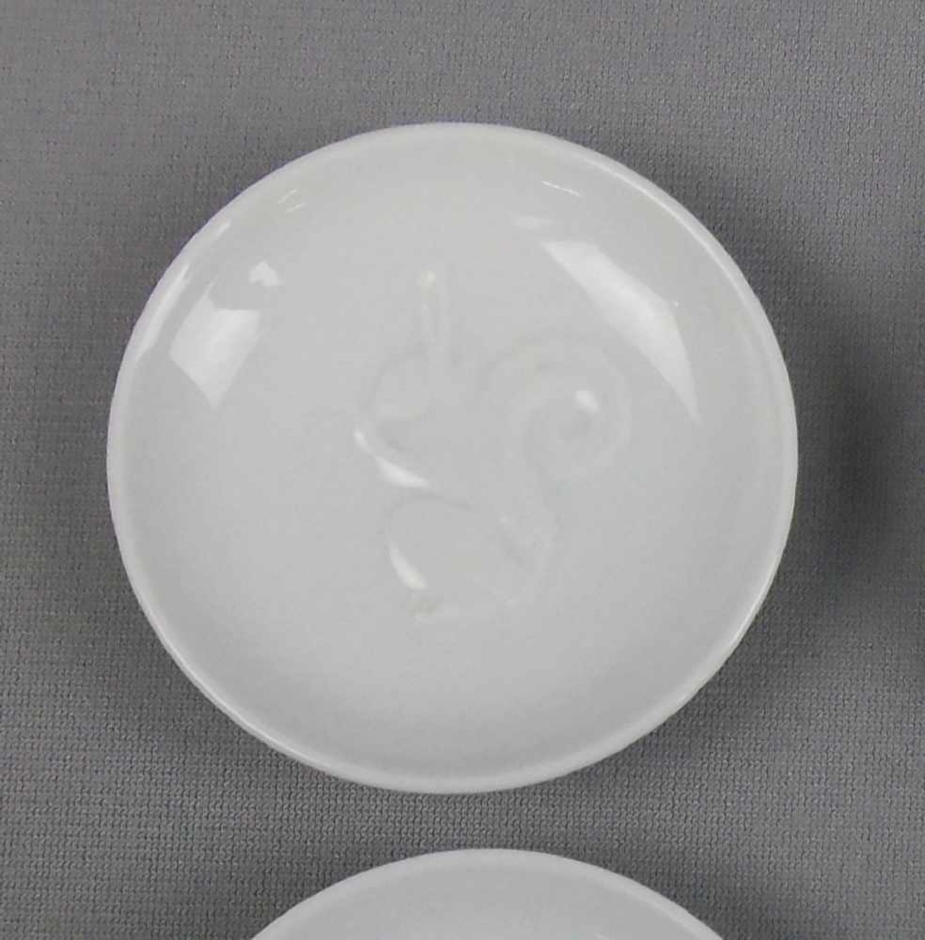 4 SCHALEN / Schälchen / bowls, Weissporzellan, KPM Berlin - Königliche Porzellanmanufaktur Berlin, - Bild 5 aus 7