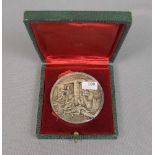 MEDAILLE DER FREMDENLEGION "Gefecht von Camerone", Metall, avers mit Kampfszene in Ruine, revers