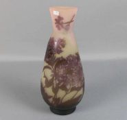 ÉMILE GALLÉ - VASE: "HORTENSIE" / Hydrangea; Art Nouveau Vase; auf der Wandung erhabener