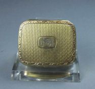 PILLENDOSE / pill box, deutsch/ Halbmond und Krone, 835er Silber, vergoldet (20 g), gepunzt mit