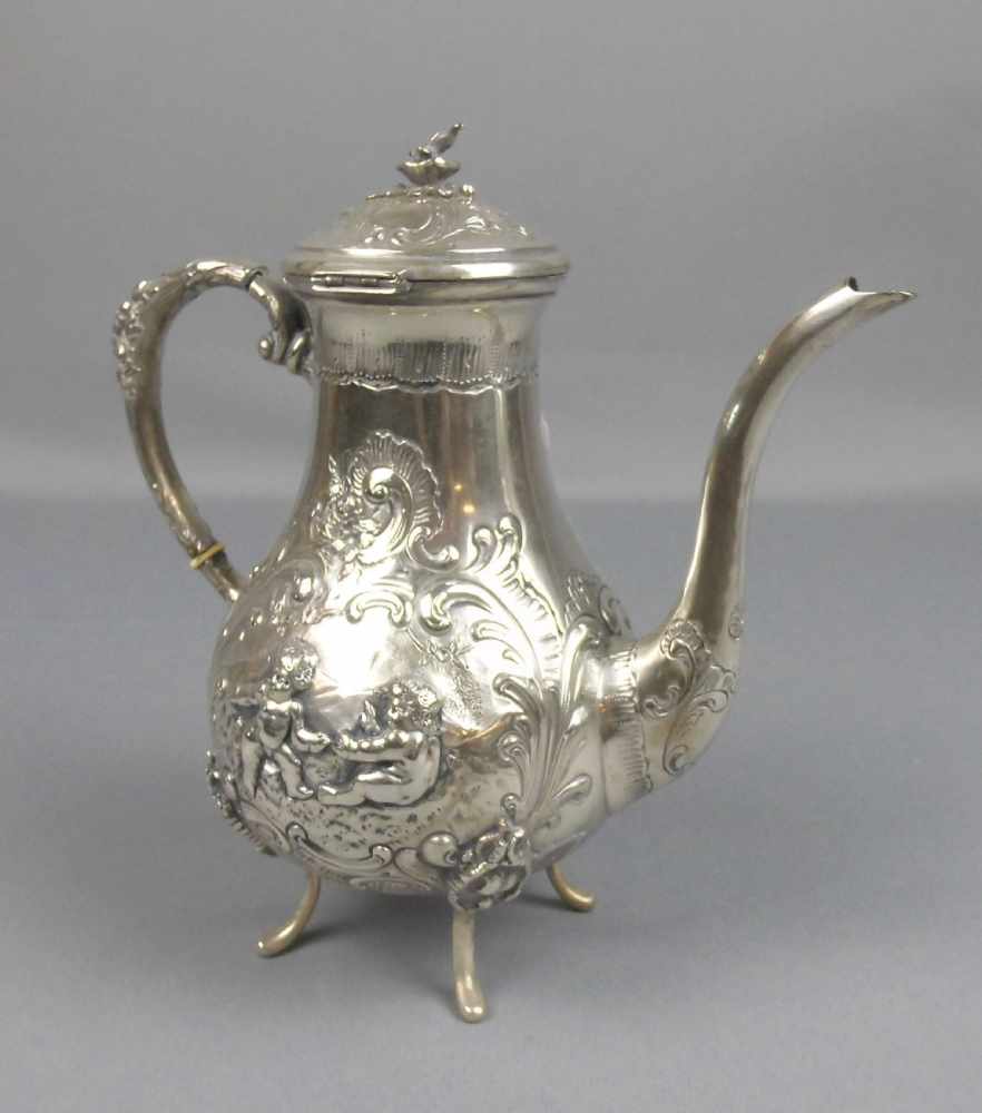 KAFFEEKANNE / silver coffee pot, wohl 19. Jh., 800er Silber (813 g), gepunzt mit Feingehaltsangabe - Image 4 of 7