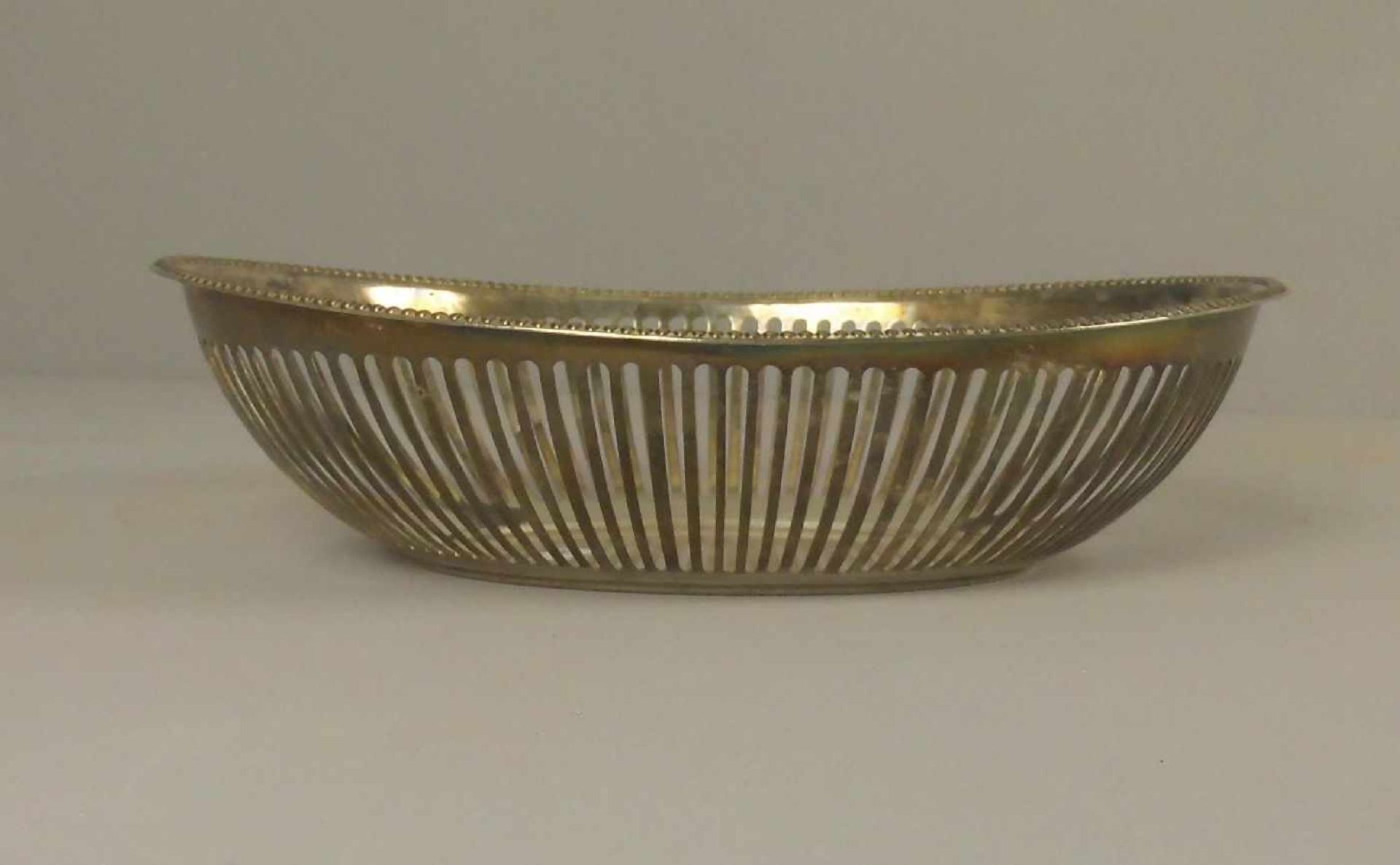 KORBSCHALE / BROTKORB / bowl, versilbertes Metall / plated. Ovale Schale mit durchbrochener - Image 2 of 3