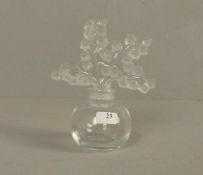 LALIQUE GLASFLAKON "CLAIREFONTAINE" / lalique vial, Kristallglas, 2. H. 20. Jh., partiell satiniert,