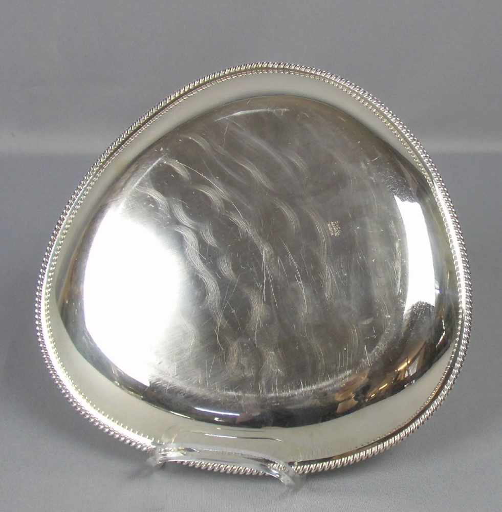 DREIPASSIGE SCHALE / silver bowl, 835er Silber (376 g), deutsch, gepunzt mit Halbmond, Krone, - Image 3 of 5