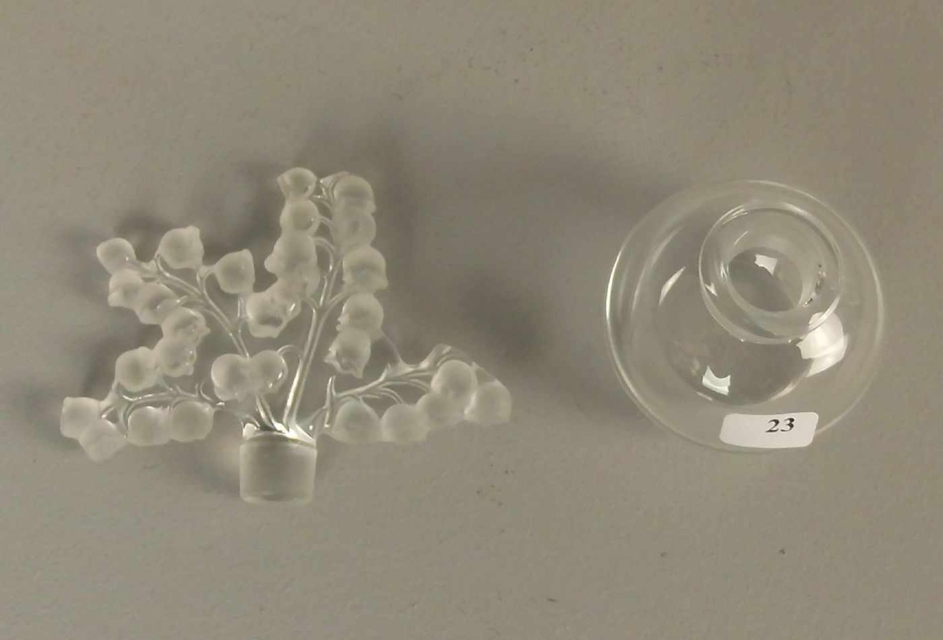LALIQUE GLASFLAKON "CLAIREFONTAINE" / lalique vial, Kristallglas, 2. H. 20. Jh., partiell satiniert, - Image 4 of 4
