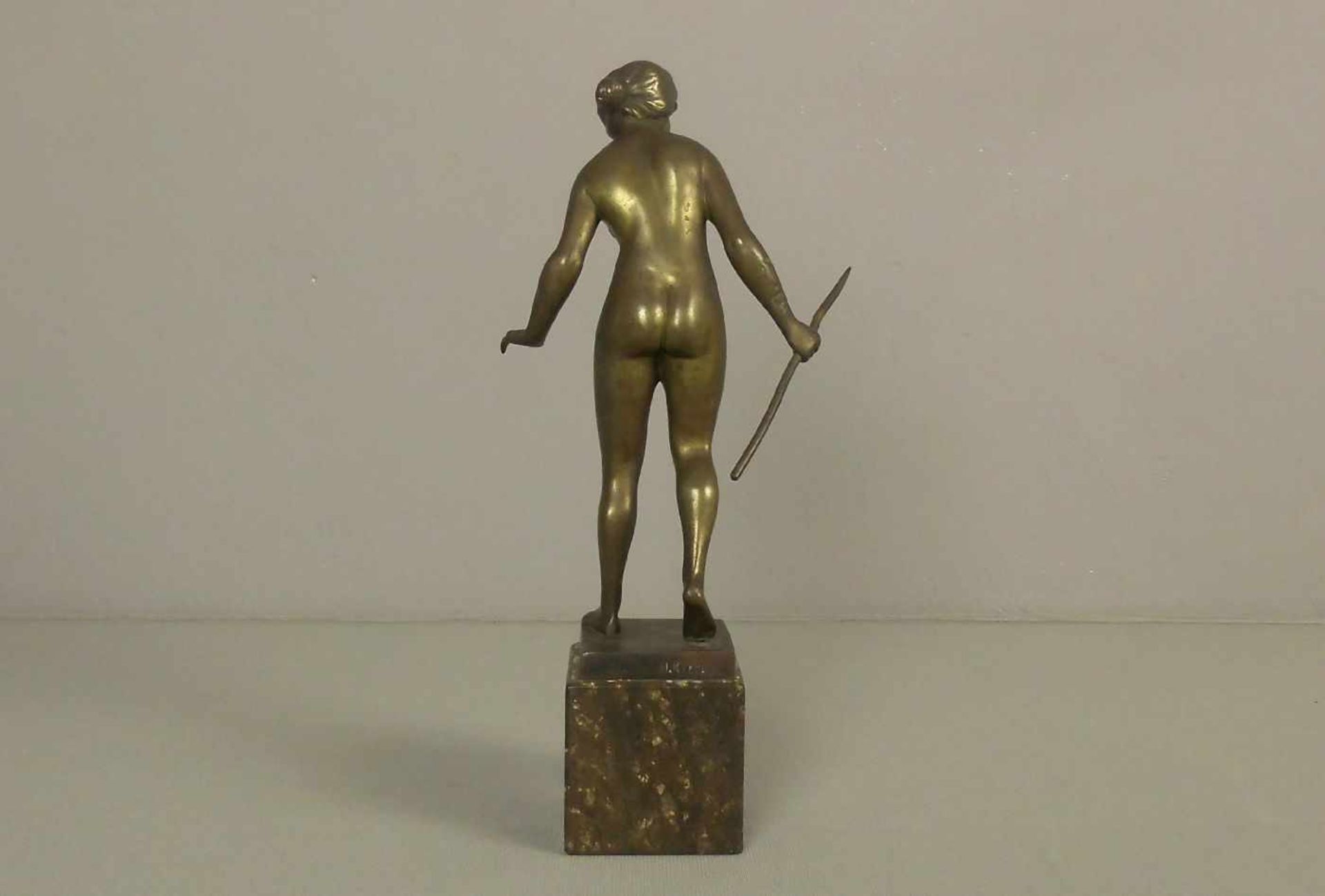 KECK, HANS (deutscher Bildhauer, 19./20. Jh.), Skulptur / sculpture: "Diana", , um 1920, Bronze - Bild 3 aus 5